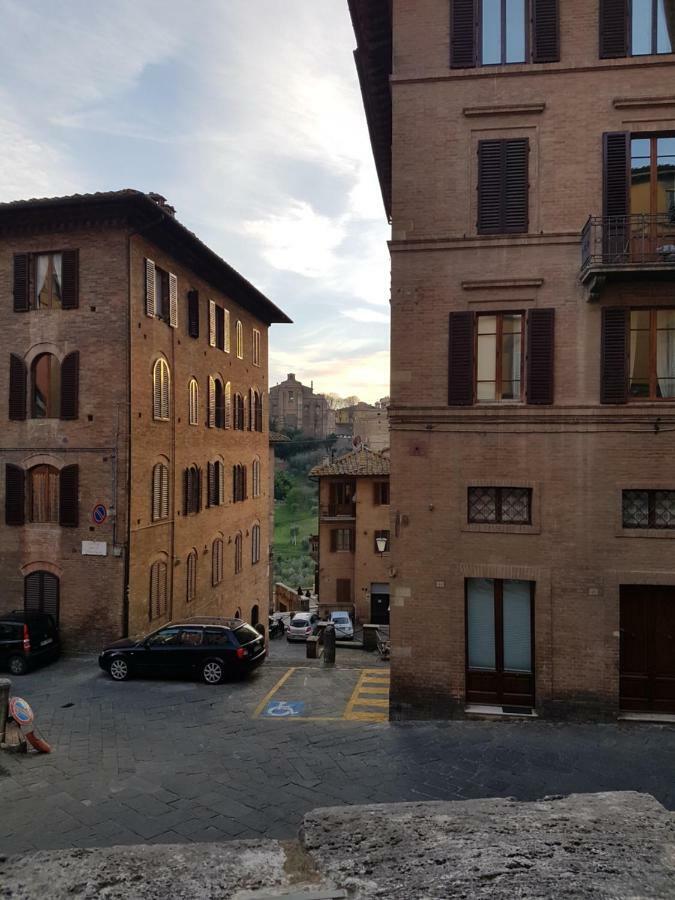 San Martino House By Francigenaapartments Siena Eksteriør billede